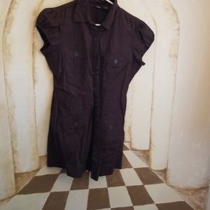 Short sleeve button down